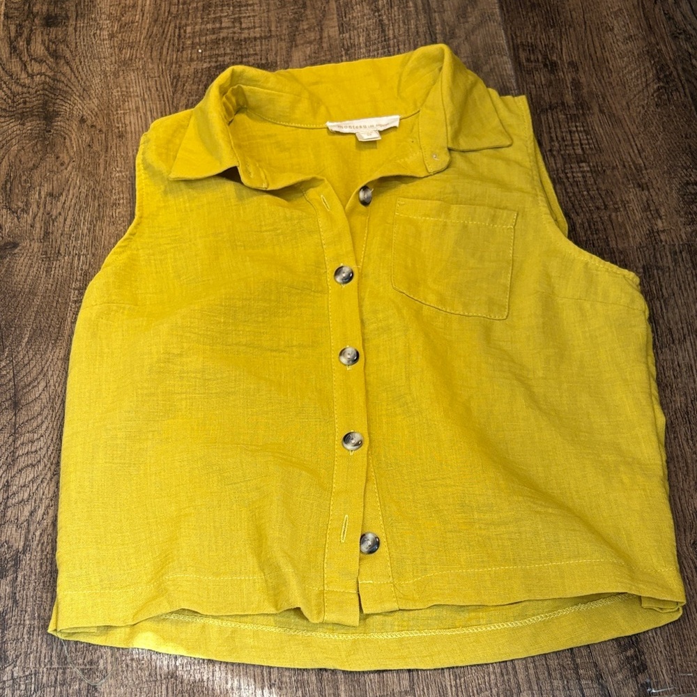 Monteau Los Angeles Yellow Button-Front Linen-look sleeveless Top